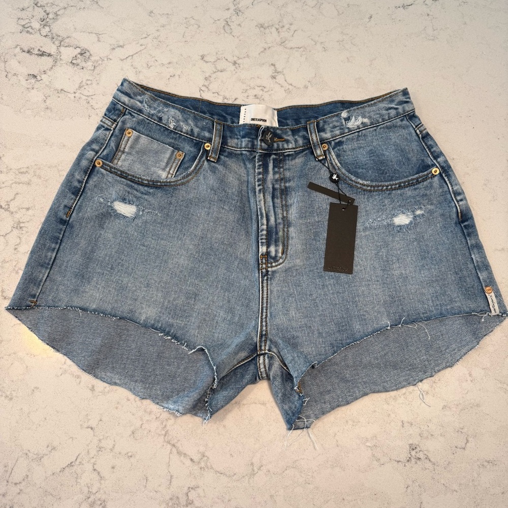 NWT- One Teaspoon Women’s Truckers Mid Waist Relaxed Denim Shorts- Denim Blue 34